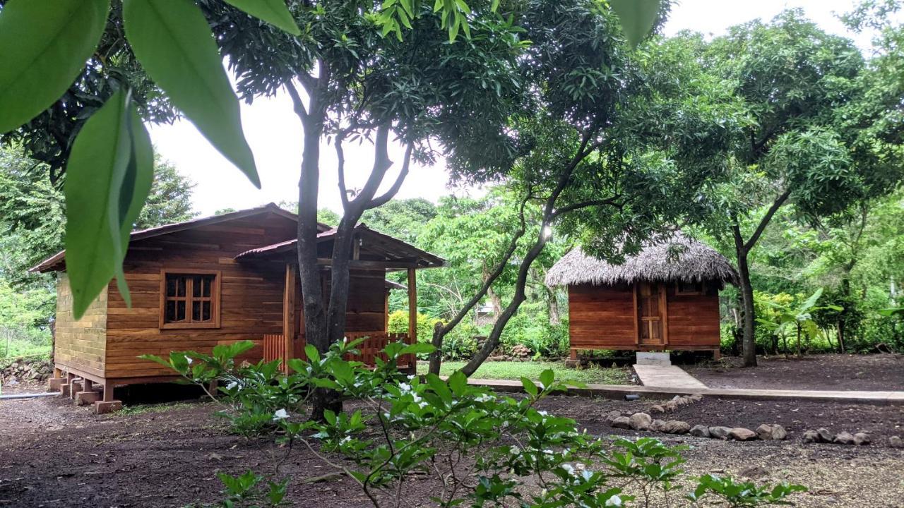 Wood Cabin - Cabana Maderas Hotel Balgue Exterior photo