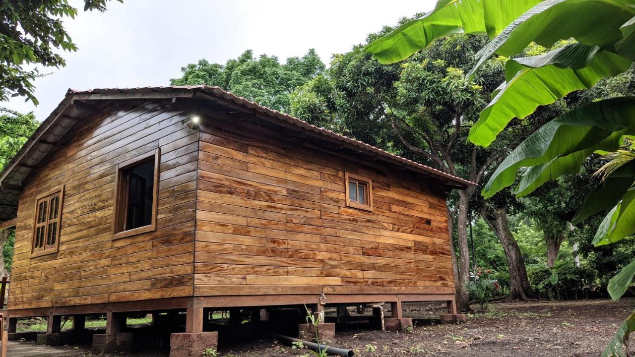 Wood Cabin - Cabana Maderas Hotel Balgue Exterior photo